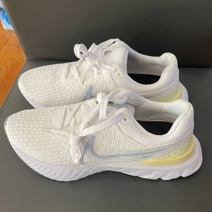 Women's Nike React Infinity Run 3 in Size 8.5 Womens